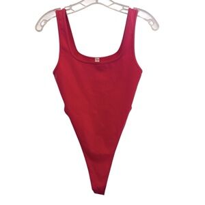 NWOT Alo Yoga thong bodysuit